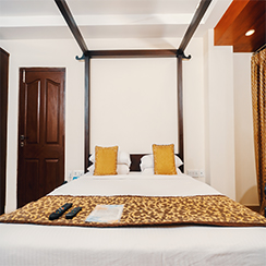 Hotel Emerald View