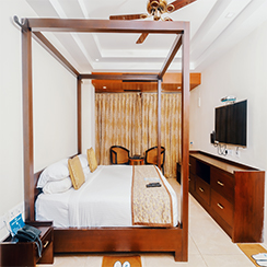 Hotel Emerald View